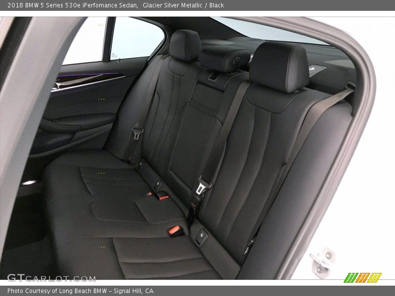 Glacier Silver Metallic / Black 2018 BMW 5 Series 530e iPerfomance Sedan