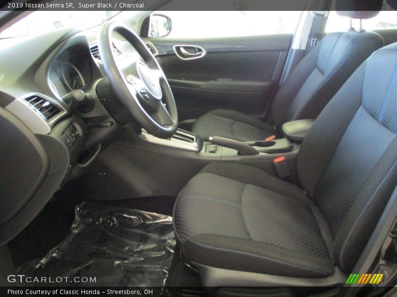 Super Black / Charcoal 2019 Nissan Sentra SR