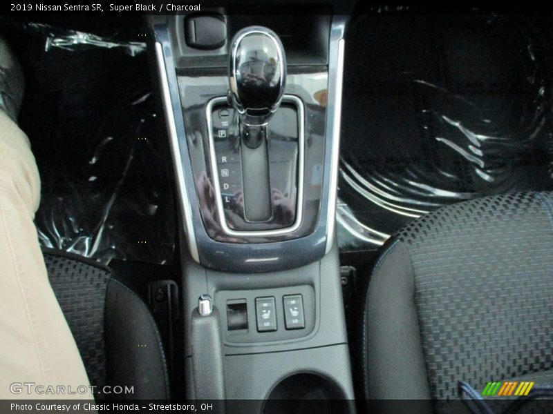 Super Black / Charcoal 2019 Nissan Sentra SR