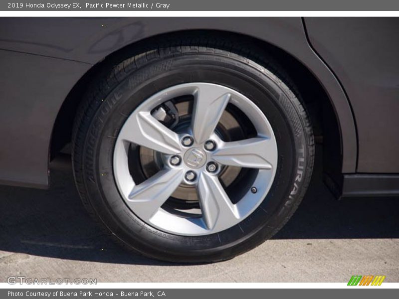 Pacific Pewter Metallic / Gray 2019 Honda Odyssey EX