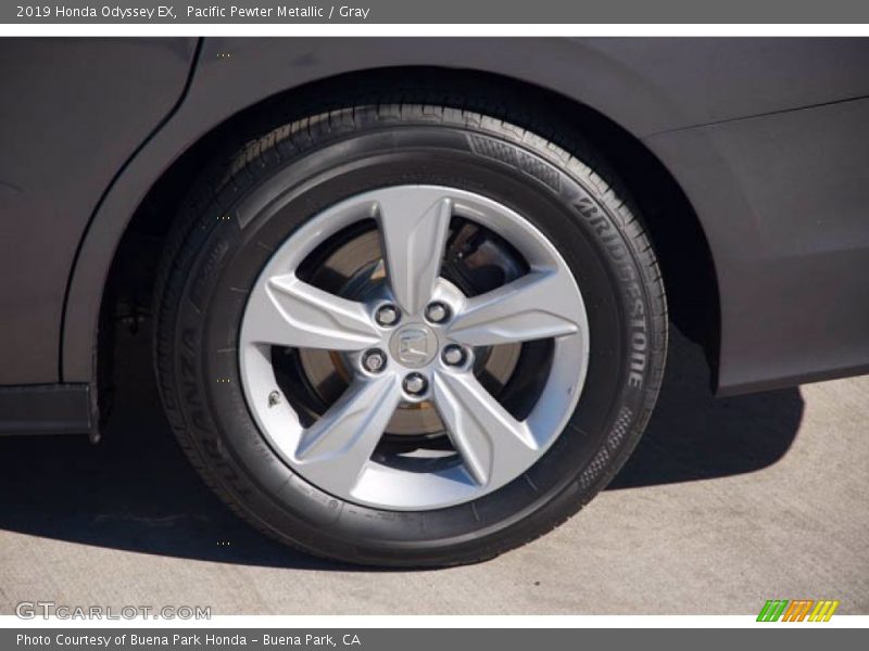 Pacific Pewter Metallic / Gray 2019 Honda Odyssey EX