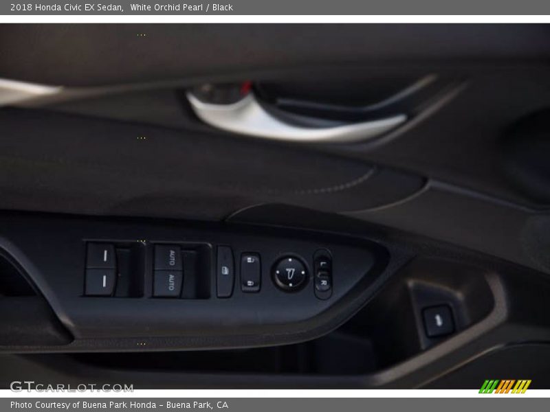 White Orchid Pearl / Black 2018 Honda Civic EX Sedan