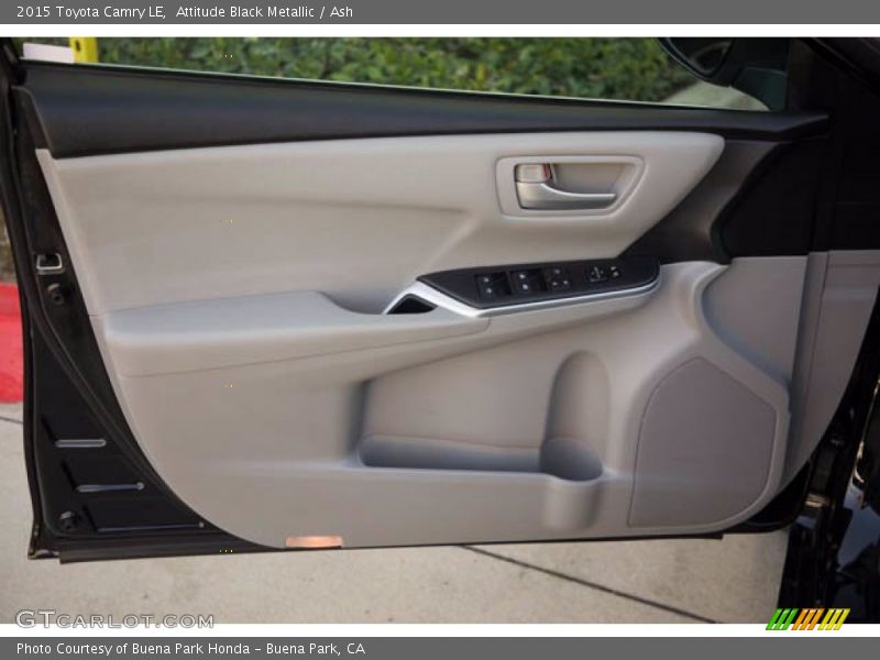 Attitude Black Metallic / Ash 2015 Toyota Camry LE