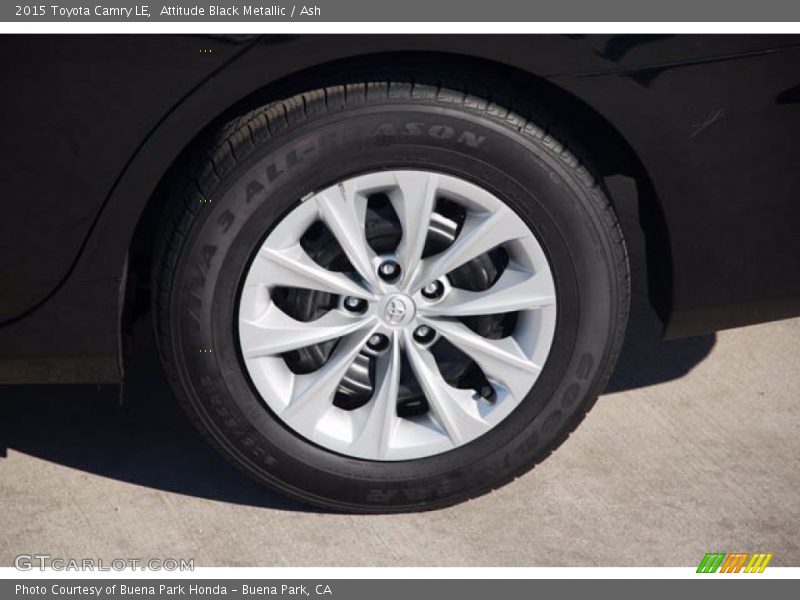 Attitude Black Metallic / Ash 2015 Toyota Camry LE