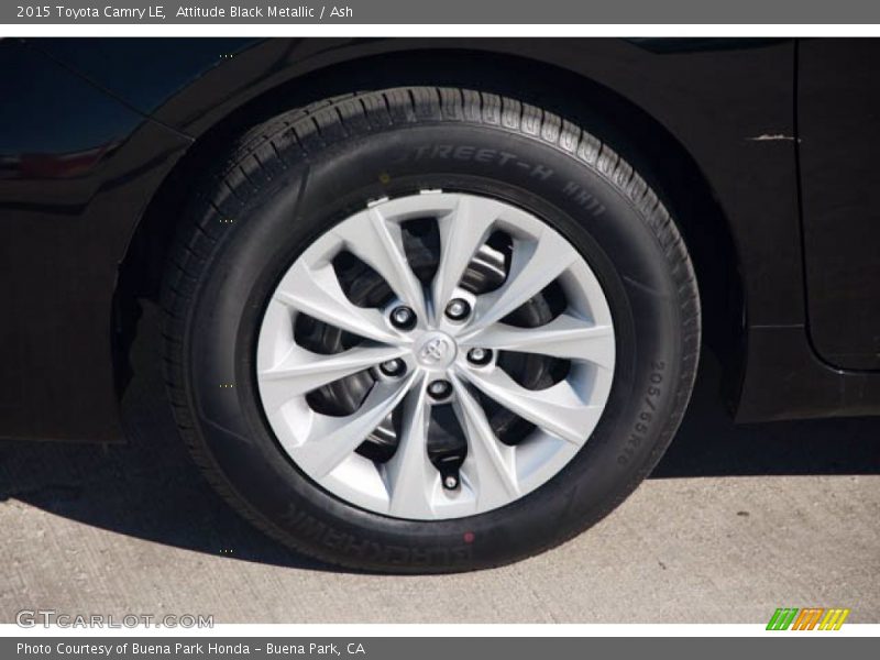 Attitude Black Metallic / Ash 2015 Toyota Camry LE