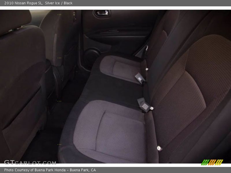 Silver Ice / Black 2010 Nissan Rogue SL