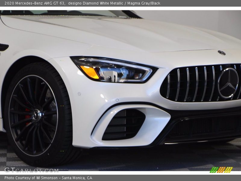 designo Diamond White Metallic / Magma Gray/Black 2020 Mercedes-Benz AMG GT 63