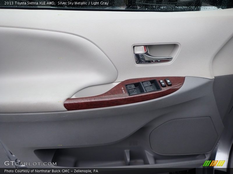 Silver Sky Metallic / Light Gray 2013 Toyota Sienna XLE AWD