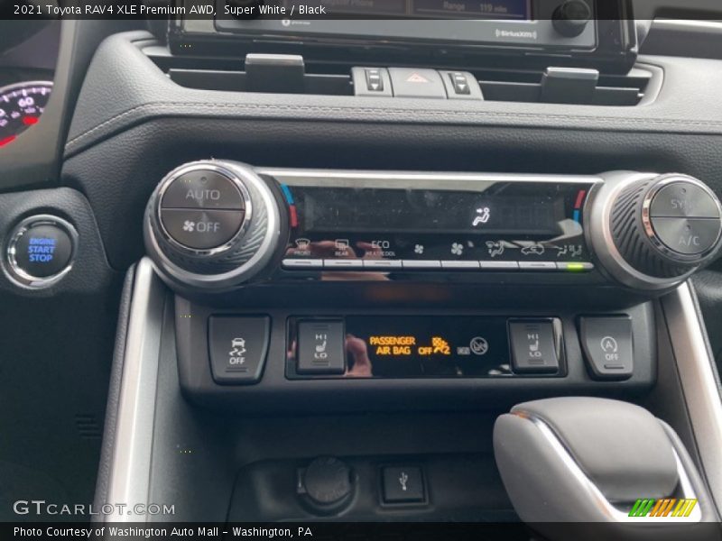 Super White / Black 2021 Toyota RAV4 XLE Premium AWD
