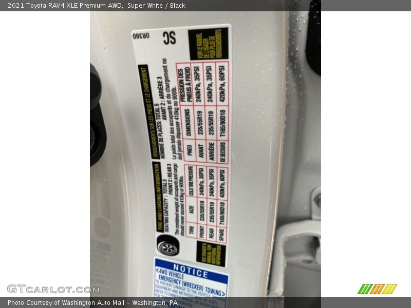 Super White / Black 2021 Toyota RAV4 XLE Premium AWD