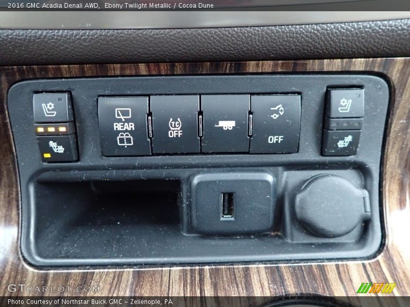 Ebony Twilight Metallic / Cocoa Dune 2016 GMC Acadia Denali AWD