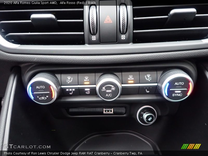 Alfa Rosso (Red) / Black 2020 Alfa Romeo Giulia Sport AWD