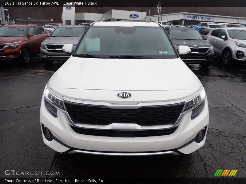 Clear White / Black 2021 Kia Seltos SX Turbo AWD