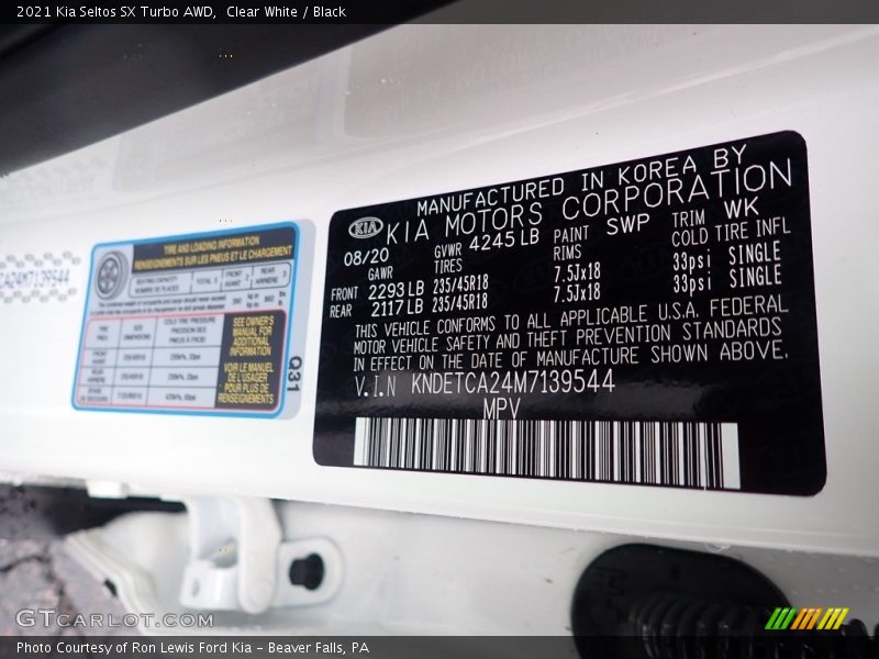 Clear White / Black 2021 Kia Seltos SX Turbo AWD