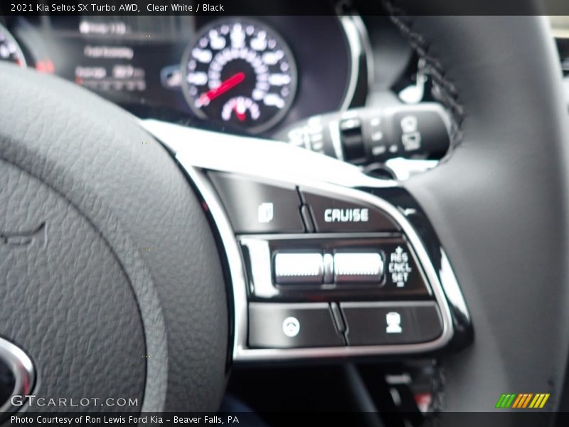 Clear White / Black 2021 Kia Seltos SX Turbo AWD