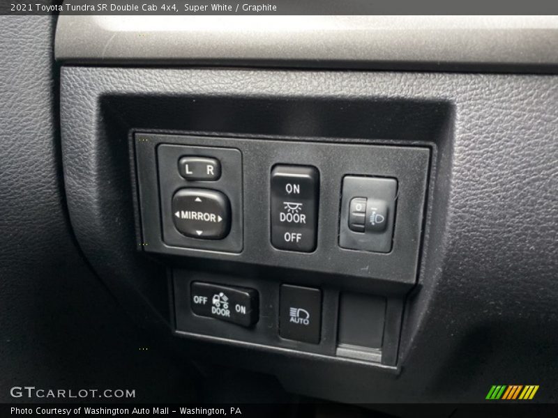 Super White / Graphite 2021 Toyota Tundra SR Double Cab 4x4