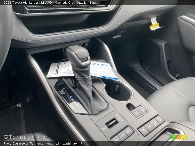 Magnetic Gray Metallic / Black 2021 Toyota Highlander XLE AWD