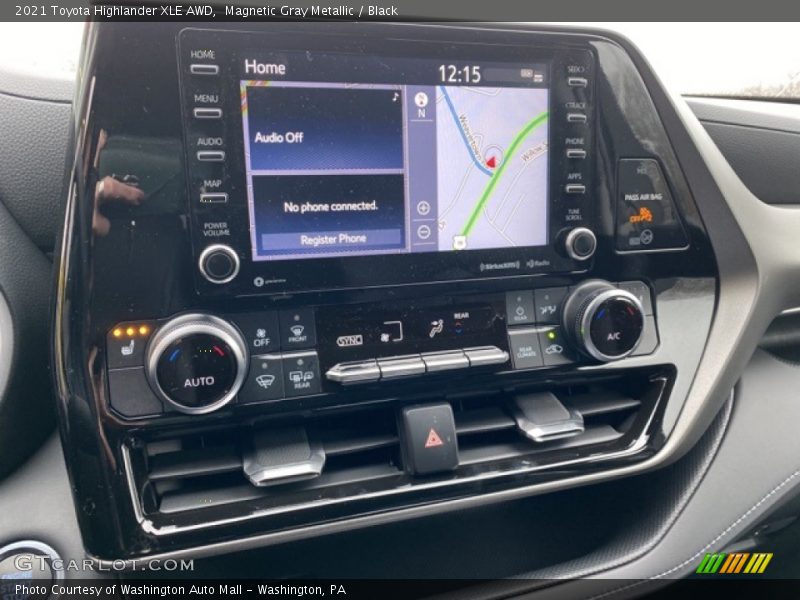 Magnetic Gray Metallic / Black 2021 Toyota Highlander XLE AWD