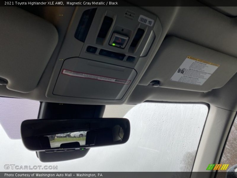 Magnetic Gray Metallic / Black 2021 Toyota Highlander XLE AWD