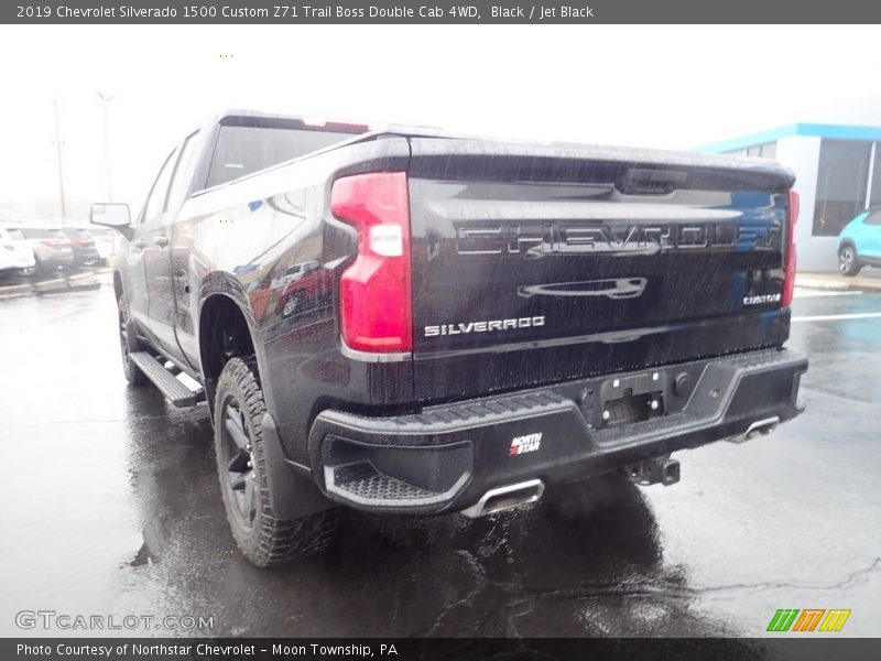 Black / Jet Black 2019 Chevrolet Silverado 1500 Custom Z71 Trail Boss Double Cab 4WD