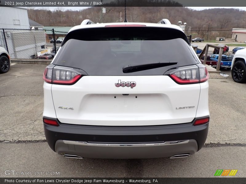 Bright White / Black 2021 Jeep Cherokee Limited 4x4