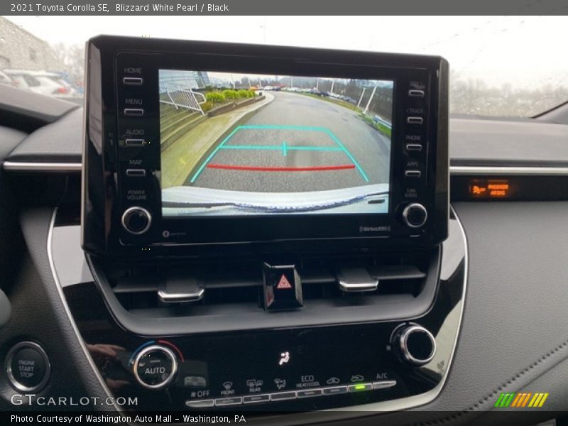 Blizzard White Pearl / Black 2021 Toyota Corolla SE