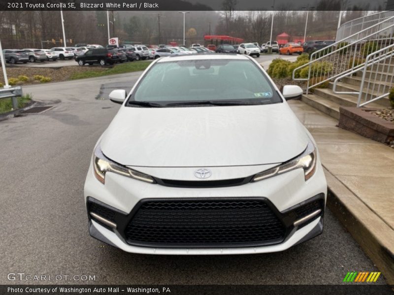 Blizzard White Pearl / Black 2021 Toyota Corolla SE