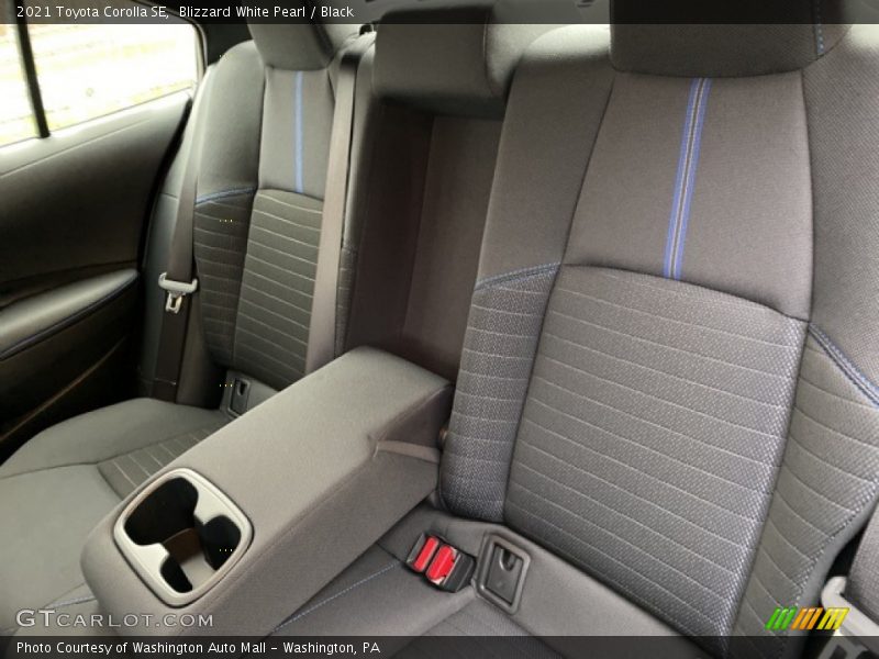 Blizzard White Pearl / Black 2021 Toyota Corolla SE