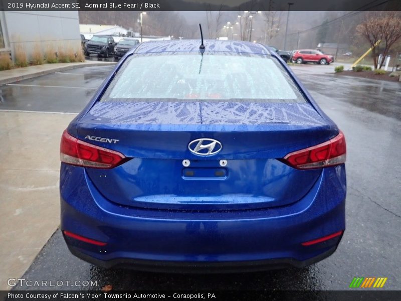 Admiral Blue Pearl / Black 2019 Hyundai Accent SE