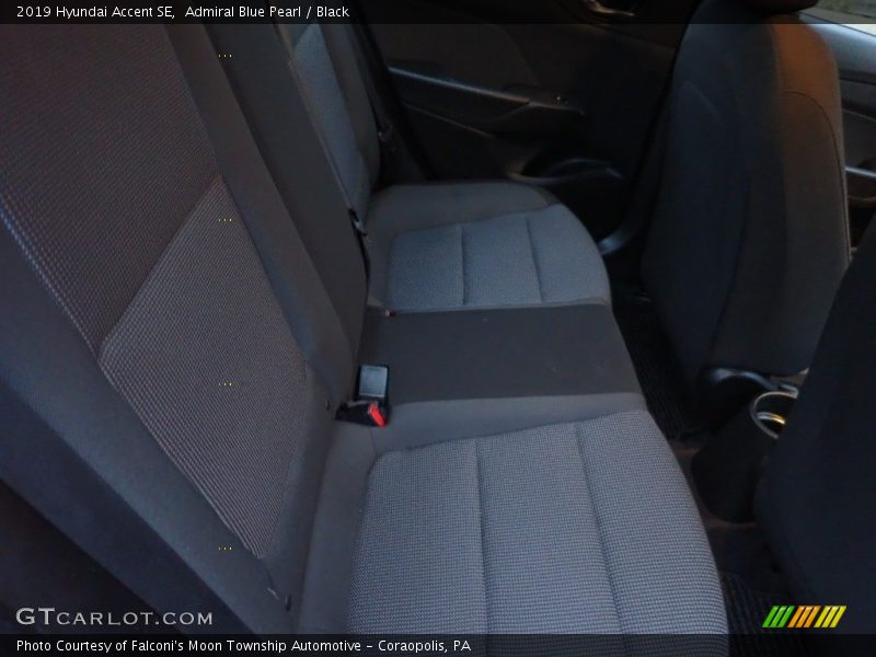 Admiral Blue Pearl / Black 2019 Hyundai Accent SE