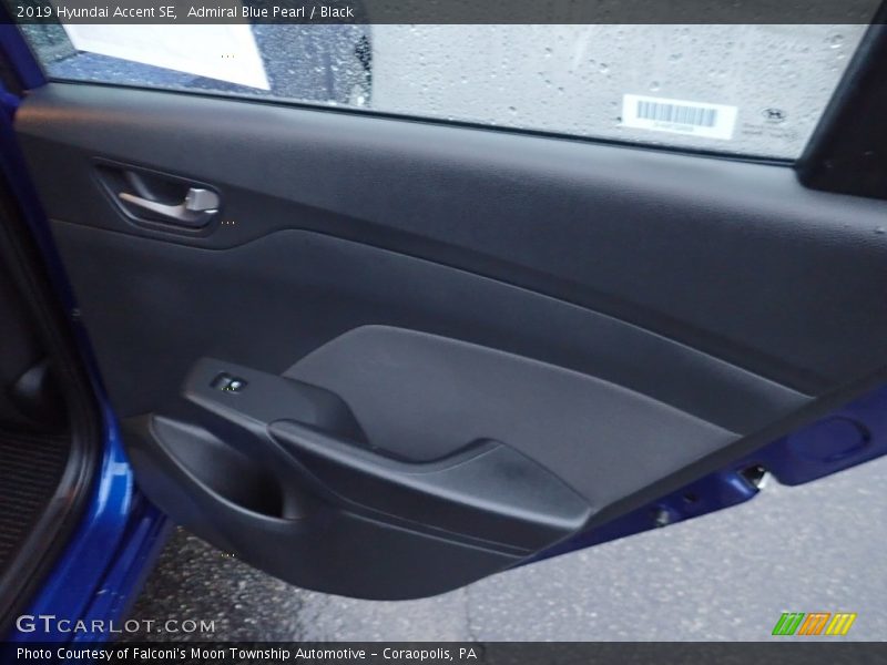 Admiral Blue Pearl / Black 2019 Hyundai Accent SE