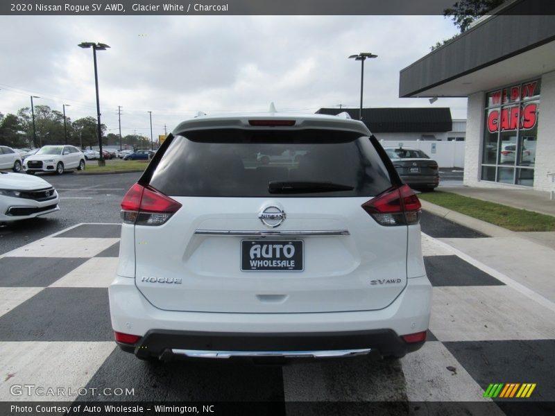 Glacier White / Charcoal 2020 Nissan Rogue SV AWD