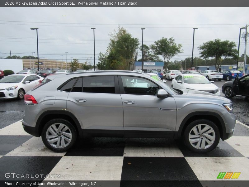 Pyrite Silver Metallic / Titan Black 2020 Volkswagen Atlas Cross Sport SE