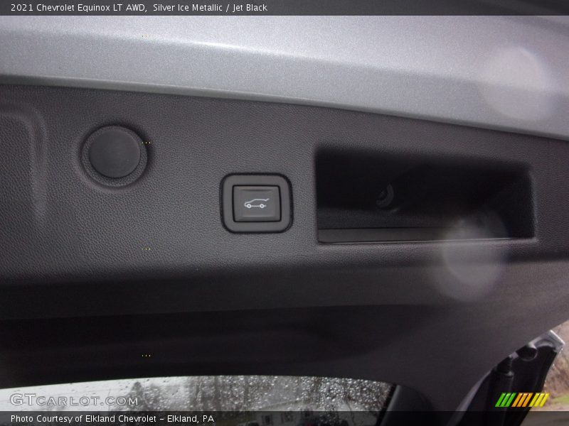 Silver Ice Metallic / Jet Black 2021 Chevrolet Equinox LT AWD