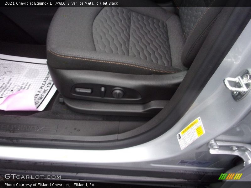 Silver Ice Metallic / Jet Black 2021 Chevrolet Equinox LT AWD