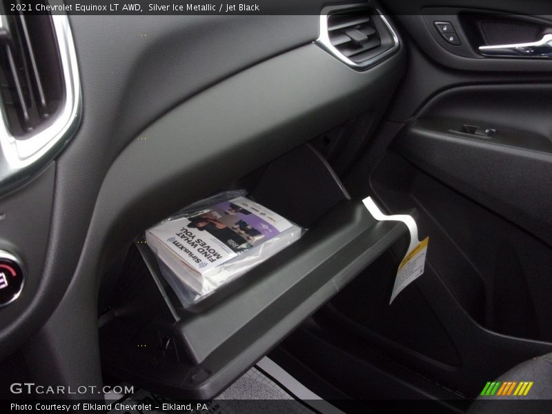 Silver Ice Metallic / Jet Black 2021 Chevrolet Equinox LT AWD