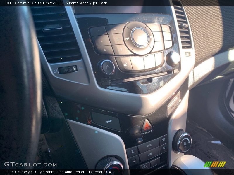 Summit White / Jet Black 2016 Chevrolet Cruze Limited LTZ