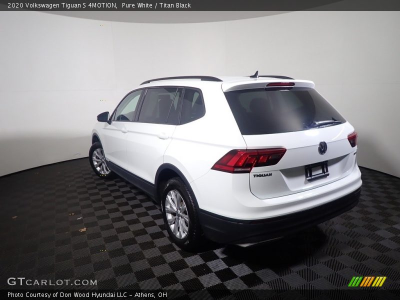 Pure White / Titan Black 2020 Volkswagen Tiguan S 4MOTION