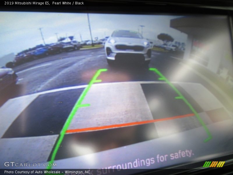 Pearl White / Black 2019 Mitsubishi Mirage ES