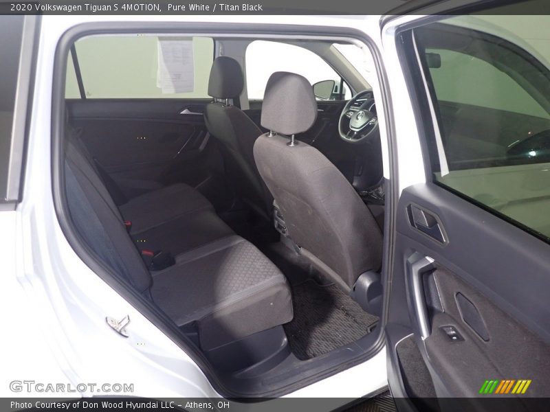 Pure White / Titan Black 2020 Volkswagen Tiguan S 4MOTION