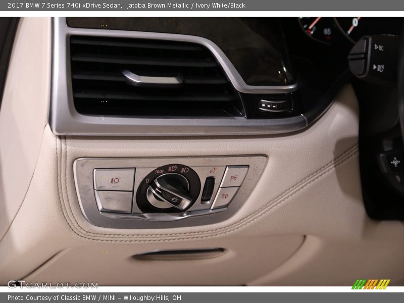 Jatoba Brown Metallic / Ivory White/Black 2017 BMW 7 Series 740i xDrive Sedan
