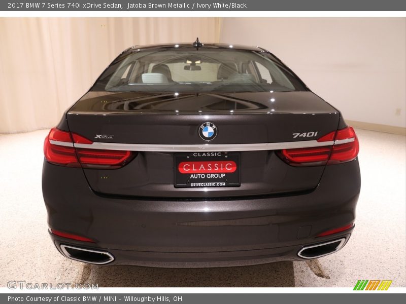 Jatoba Brown Metallic / Ivory White/Black 2017 BMW 7 Series 740i xDrive Sedan