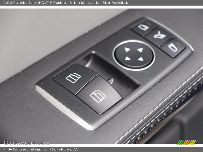 Controls of 2020 AMG GT R Roadster