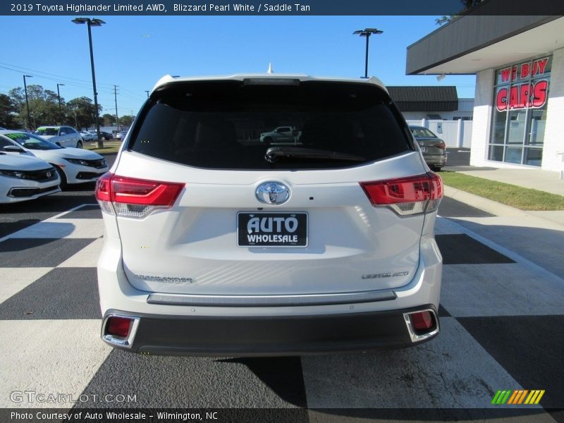 Blizzard Pearl White / Saddle Tan 2019 Toyota Highlander Limited AWD