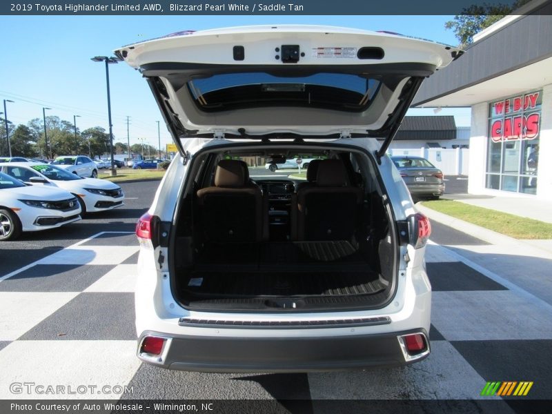 Blizzard Pearl White / Saddle Tan 2019 Toyota Highlander Limited AWD