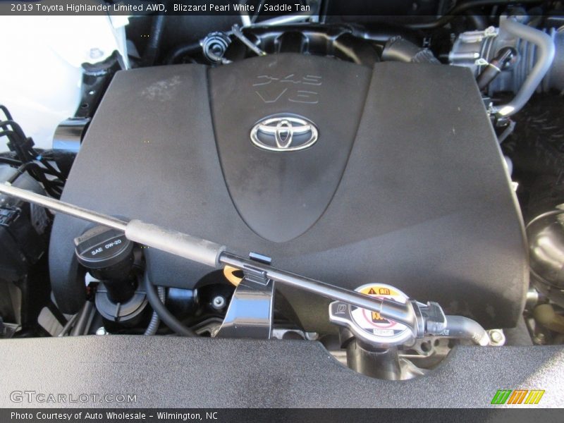 Blizzard Pearl White / Saddle Tan 2019 Toyota Highlander Limited AWD