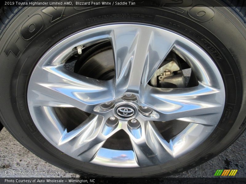 Blizzard Pearl White / Saddle Tan 2019 Toyota Highlander Limited AWD