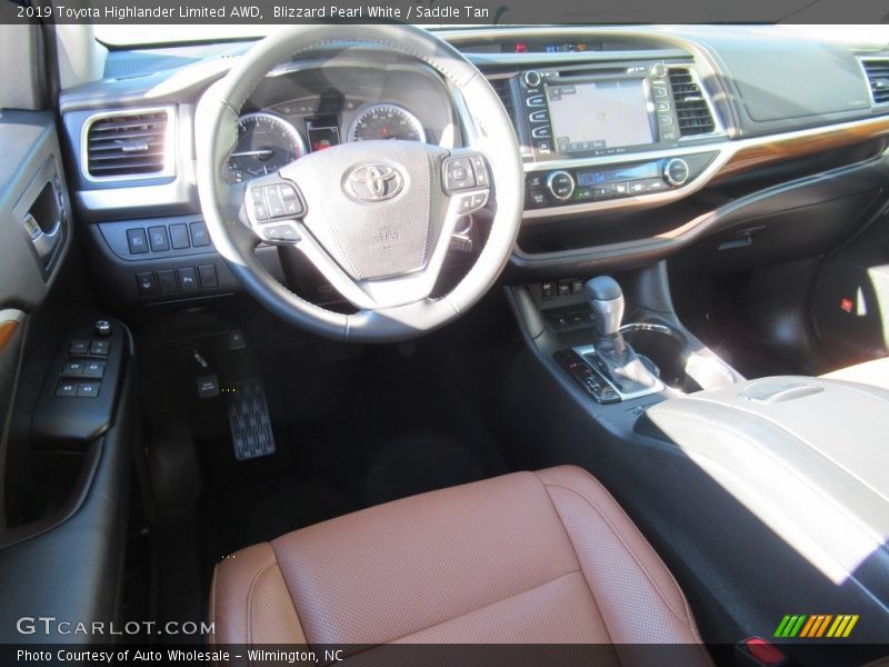 Blizzard Pearl White / Saddle Tan 2019 Toyota Highlander Limited AWD