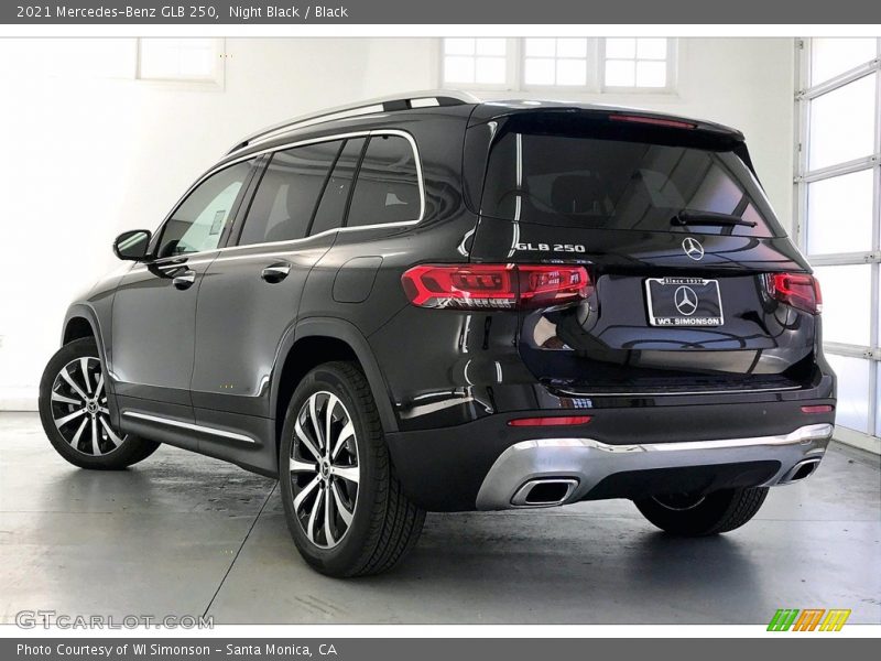 Night Black / Black 2021 Mercedes-Benz GLB 250