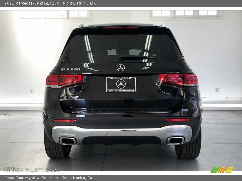 Night Black / Black 2021 Mercedes-Benz GLB 250